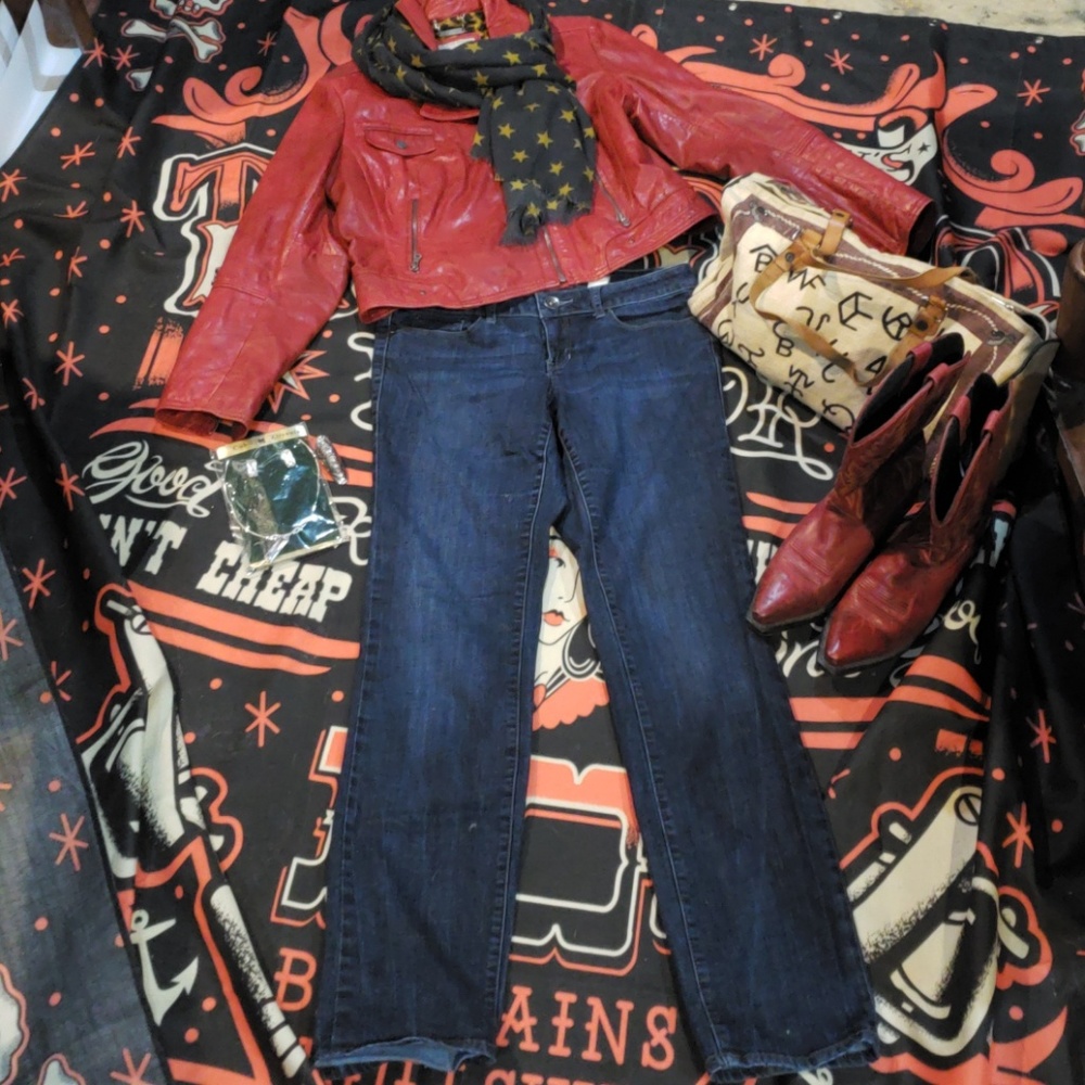 DKNY Jeans